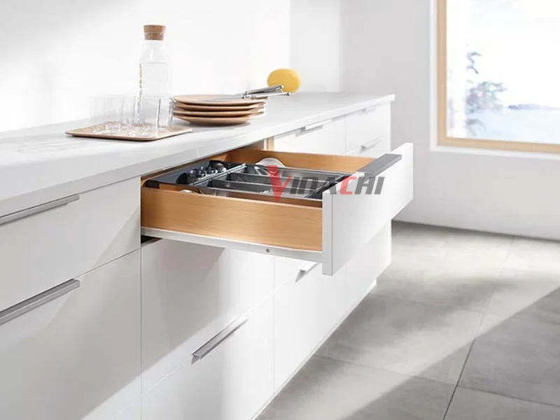 Hướng dẫn cách chọn mua và sử dụng ray trượt ngăn kéo tủ bếp