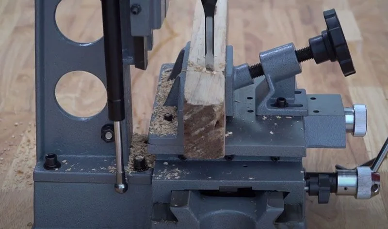 Máy đục mộng gỗ - Thiết bị đục mộng vuông chuyên nghiệp